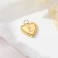 Gepolijste 14k gouden hart hanger met een getextureerde rand en gegraveerde letter Z - Stijl Z (H-10537)
