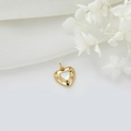 Colgante corazón de oro de 14k con piedra ojo de gato y circonitas micropavé - Blanco