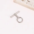 Nahaufnahme eines silbernen Kleeblatt-Knebelschlusses für DIY-Halsketten und Armbänder - Palladium (CJY53)