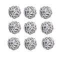 Dettaglio di nove sfere in rattan intrecciato argento in matrice 3x3 decorativa - Palla di Rattan / 3cm / Argento
