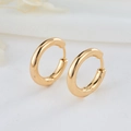 Orecchini a cerchio minimalisti placcati in oro 14K dal design spesso e lucido su bianco - Stile 16mm (K-0059) / Oro 14K