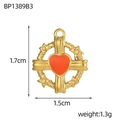 Vue détaillée d'un pendentif cœur en acier doré montrant les dimensions 1,7x1,5 cm - Style Étoile de Croix Cœur Rouge (BP1389B3)