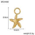 Detail eines kleinen goldenen Seestern-Anhängers mit Maßen 0,9 cm Höhe und 0,6 cm Breite - Seesternform-Anhänger (BP2440D)