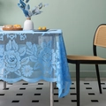 Light blue lace tablecloth with rose jacquard patterns and elegant scalloped edges - 150x150cm / Sky Blue