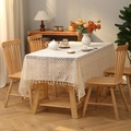 Nappe rétro française en dentelle abricot avec motifs floraux et pompons pour la table - 90*150 / Fleur de Torche (Beige)