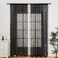 Tende velate in pizzo nero stile francese con motivi floreali vintage e bordi smerlati - Nero