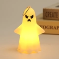 Dettaglio di candela LED a fantasma giallo con viso arrabbiato e gancio per Halloween decor - Stile C