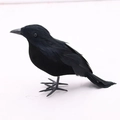 Realistische schwarze gefiederte Krähe für gruselige Halloween-Deko zu Hause - Gerader Kopf Stil / Schwarz