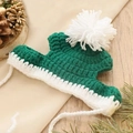 Handmade green crochet pet Christmas hat with white pompom and ties for cats and dogs - Size S (For 0-2.5kg) / Christmas Green Hat