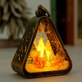 Lanterne de Noël vintage en bronze avec lumière LED chaude et scène de Père Noël - Lanterne Triangle-Bronze Élan