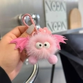 Rosa Monster Plüsch Anhänger mit großen Augen und Flügeln mit rosa D-Ring Verschluss - Rosa / 6cm
