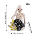Halloween Skelett-Figur aus Harz mit schwarzen Rosen, Maße 14x11 cm, Gewicht 226g - Skelett mit Rose