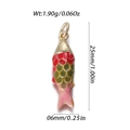 Ciondolo a forma di pesce dorato con smalto rosso verde e rosa con dimensioni - Stile Pesce Rosso Smalto Sfumato Rosso Verde Rosa (YSN172-05)