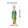 Ciondolo carpa koi dorata con smalto sfumato blu-verde, lunghezza 25mm e peso 1.90g - Stile Pesce Rosso Smalto Sfumato Ciano Giallo Verde (YSN172-07)