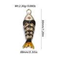 Ciondolo carpa koi dorato con smalto nero e coda arancione, fai da te per gioielli - Stile Pesce Rosso Grande Sfumato Nero Giallo (YSN172-B1)