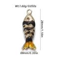 Ciondolo carpa koi dorata con smalto arancione e nero e dettaglio zircone rosso - Stile Pesce Rosso Medio Sfumato Nero Giallo (YSN172-B2)