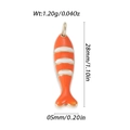 Koi-Fisch-Anhänger aus Emaille in Orange und Weiß mit Größen- und Gewichtsangaben - Orange-Weiß Gestreifter Kleiner Fisch (YSN191-04)