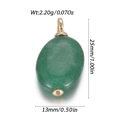 Ovale groene natuursteen hanger met gouden details en afmetingen voor sieraden - Groene Ovale Stijl (YSN163-10)