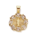 Detaillierte Makroansicht des goldenen Maria-Anhängers mit Kristallen für Halsketten - Heiligenfigur Strahlendes Multi-Diamanten Stil (9)