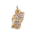 Detail van een goudkleurige vlinder hanger met witte zirkonia steentjes voor sieraden - Vlinder Met Zirkoon (YSN091-09)