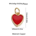 Dettaglio macro di un ciondolo a cuore rosso 13x9mm in rame con bordi dorati - Cuore Smalto Rosso (54)