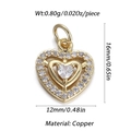 Dettaglio macro di un ciondolo a cuore in rame dorato con zirconi e specifiche di misura - Stile Doppio Cuore con Zirconi (13)