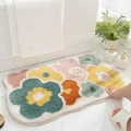 Nahaufnahme der floralen Badematte mit weicher Textur und rutschfesten Wellenkanten - 50*80cm (Hautfreundlicher Samt) / JQ-Blume-6