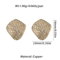 Makroaufnahme der 14mm geometrischen Goldknoten-Ohrringe mit Zirkonia-Pflasterung - Goldener Unregelmäßiger Geometrischer Stecker (YSE028-09)