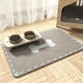 Detalle del mantel individual gris de tierra de diatomeas con patrones de huesos y patas - 30*40cm / Borde Gris de Hueso y Pata - Tierra de Diatomeas (Alfombra Perro-20)