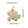 Détail d'un pendentif en forme de pièce de puzzle doré poli avec dimensions précises - Style Puzzle (YSN219-09)