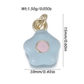 Mini pendentif fleur en émail bleu clair avec centre rose et boucle dorée pour bijoux - Fleur Bleu Clair (YSN232-07)