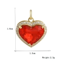 Detail van de 18k gouden hartvormige hanger met rode steen en maten 1,8 cm bij 1,5 cm - Brede Rode Hart Stijl (07)