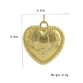 Detail of 18k gold heart pendant with horseshoe relief and Love engraving, 2.3x2.6cm size - Horseshoe LOVE Heart Style (9)