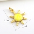 Detail of 18k gold plated sun pendant with yellow enamel center and size measurement - Yellow Enamel Sun Style (05)