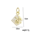 Vue macro d'un pendentif boîte cadeau doré 18k avec détails de nœud et dimensions - 11-Boîte Cadeau Blanche