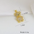 Detalle de un colgante de cabeza de leopardo en oro con circonitas, mide 3,4cm x 1,9cm - Colgante de Oso Incrustado con Strass (E)