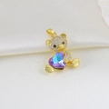 Detailed view of a gold bear pendant with zirconia inlay and a heart crystal - Gradient Heart Bear Style (04)
