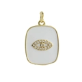 Primer plano de colgante bañado en oro 18k con esmalte blanco y ojo turco de circón - Colgante Rectángulo Redondeado Ojo Turco Dorado