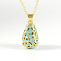 Détail du pendentif œil protecteur plaqué or 18K avec émail bleu clair sur chaîne - Bleu Clair (01)