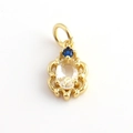 Detalle del colgante bañado en oro de 18k con cristal ovalado e incrustación azul - Marco Ovalado Blanco (05)