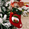 Weihnachtssocke mit Schneemann-Motiv in Rot und Grün mit Schneeflocken und Aufhängung - Schneemann-Stil (SDW039 Weihnachtsstrumpf Schneemann)