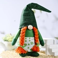 Gnome de la Saint-Patrick en peluche avec chapeau vert brillant et nattes rousses - Gnome Debout de la Saint-Patrick Grande Taille Style Femme