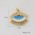 Detail of 18k gold plated evil eye pendant showing 2.2cm size and 2.5g weight - Evil Eye Star Gold Style (8)