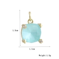 Ciondolo quadrato blu con dimensioni 1,5cm per 1,1cm e dettagli sul peso di 1,5g - Stile Strass Stella Quadrata Blu Chiaro (05)