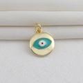 Primer plano de un colgante ojo turco dorado con esmalte para creación de joyas caseras - Estilo Mal de Ojo Redondo de Esmalte Tricolor Tono Dorado (03)