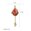 Dimensiones detalladas del colgante de huevo esmaltado rojo con ángel dorado y medidas - Estilo Floral Rojo Rosa(02)