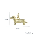 Gepolijste 18k gouden teckel hanger, afmetingen 1,9cm bij 1,0cm, gewicht 1,4g, fijn detail - Gouden Teckel (10)
