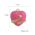 Specifiche dettagliate del ciondolo a cuore rosa con larghezza 2,1 cm e altezza 2,35 cm - Abbraccio Rosa (04)