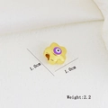 Makroansicht des 1,0 cm vergoldeten Blumenanhängers mit lila Evil Eye Auge Detail - Lila Augenblumenperle (06)