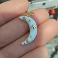 Hellblauer Mondanhänger mit goldenen Sternen für DIY-Schmuckherstellung - Hellblau Stern Mond Halbmond Stil (28)